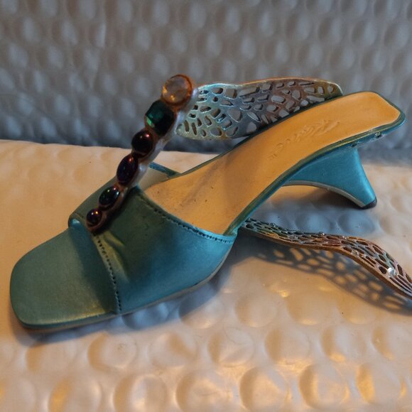 Just The Right Shoe By Raine Flight Of Fancy Mini Figurine 25208 - Picture 1 of 11